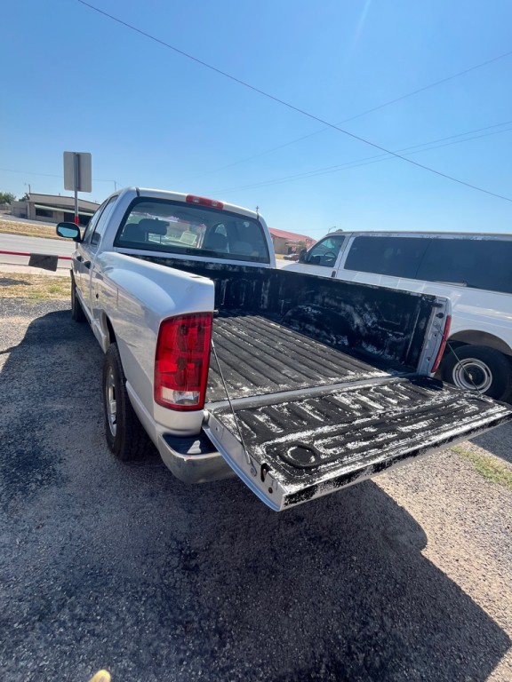 2004 Dodge Ram 1500 Image 4