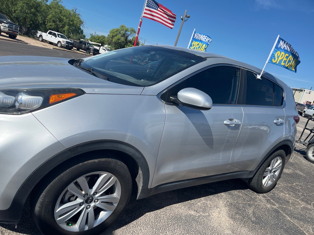 2017 Kia Sportage Image 2