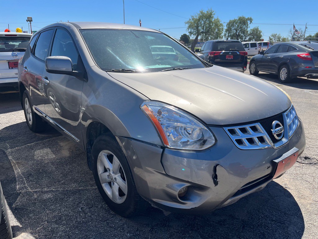 2013 Nissan Rogue Image 2