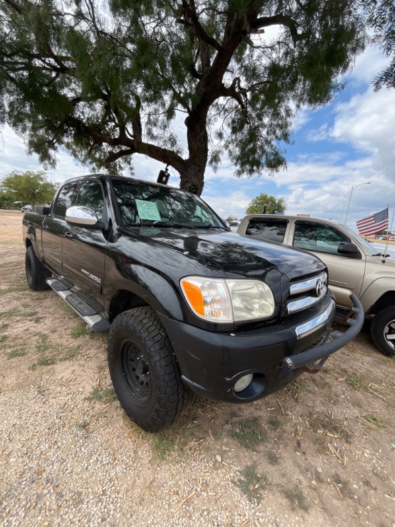 2005 Toyota Tundra Image 2