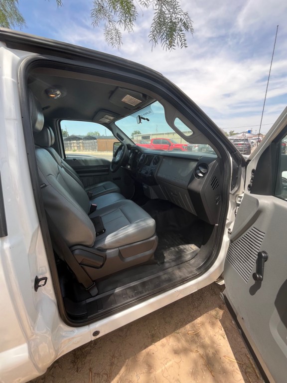 2015 Ford F-250 Image 6
