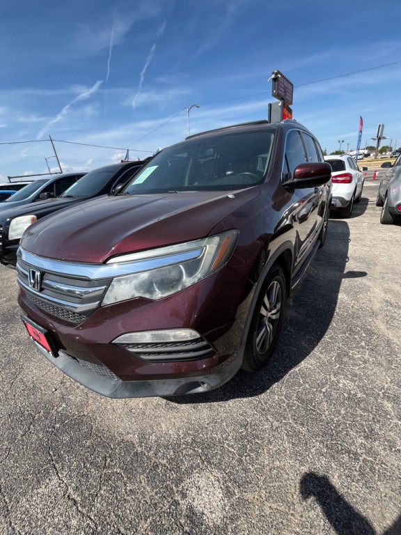 2017 Honda Pilot Image 1