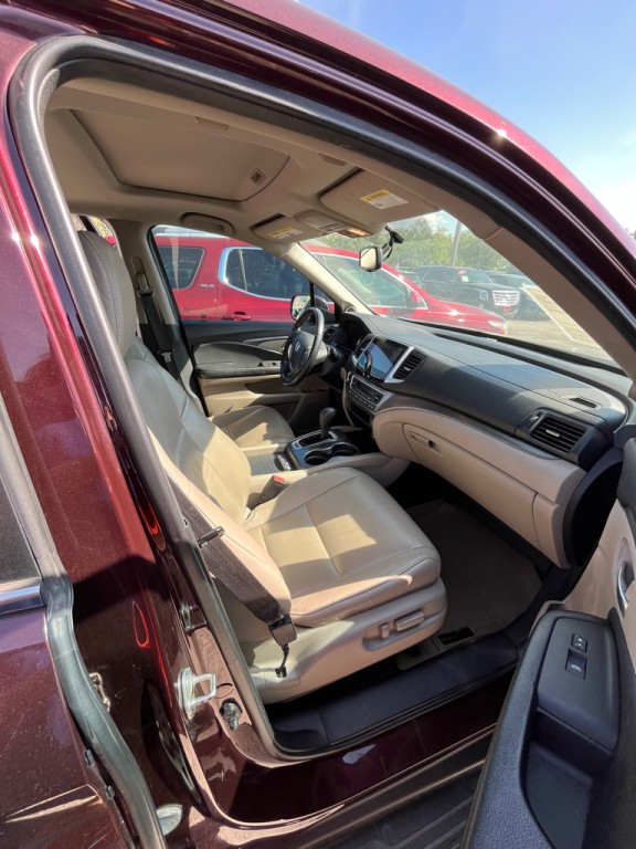2017 Honda Pilot Image 9
