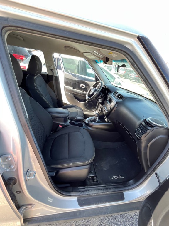 2014 Kia Soul Image 9