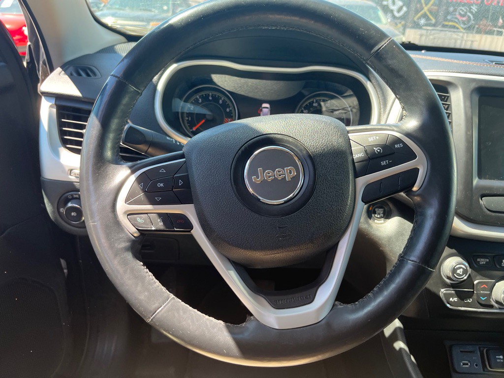 2015 Jeep Cherokee Image 6