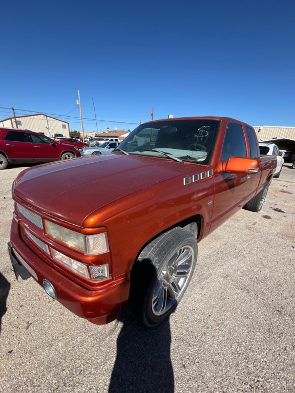1995 Chevrolet C/K Image 1