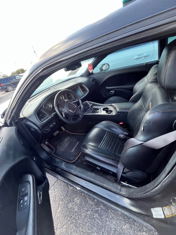 2015 Dodge Challenger Image 5