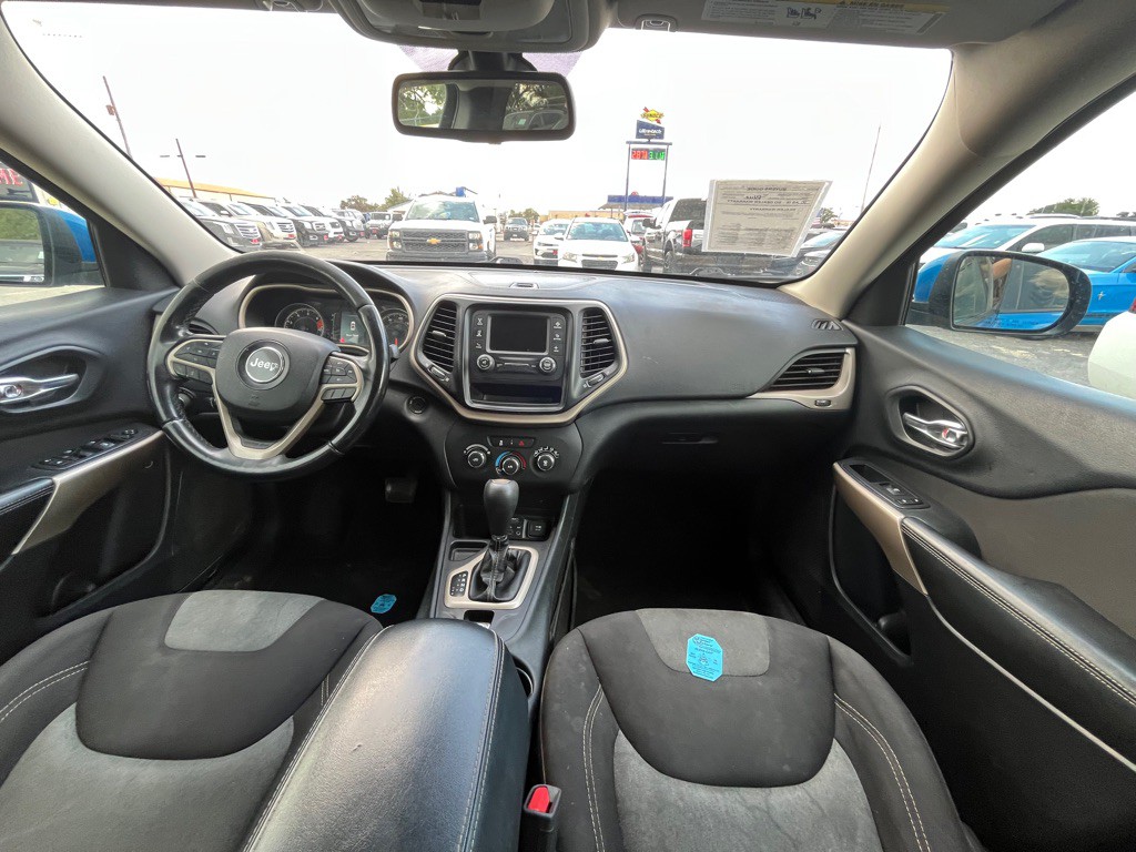 2018 Jeep Cherokee Image 5