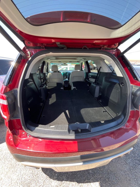 2016 Ford Explorer Image 5