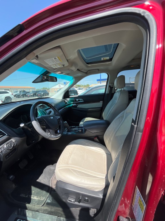 2016 Ford Explorer Image 6