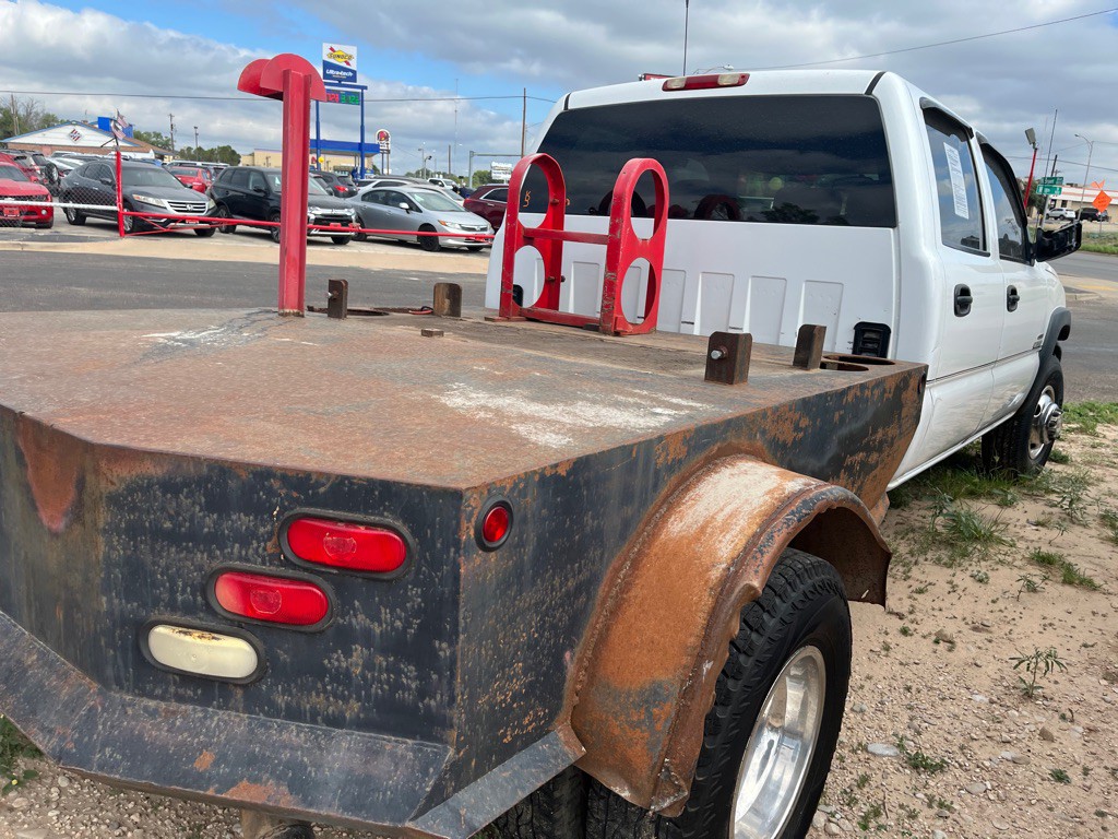 2003 Chevrolet Silverado 1500 Image 3