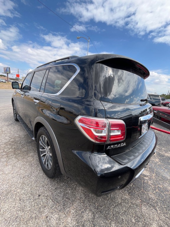 2019 Nissan Armada Image 4