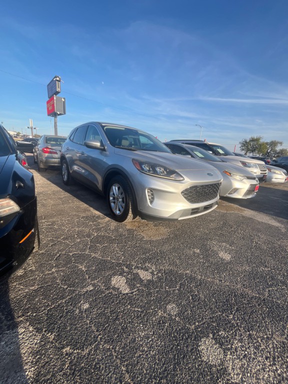 2020 Ford Escape Image 9