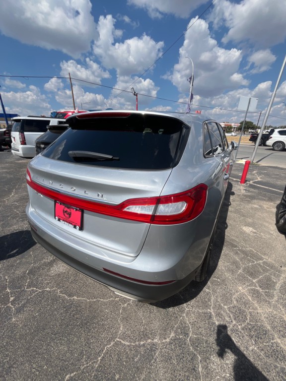 2016 Lincoln MKX Image 3