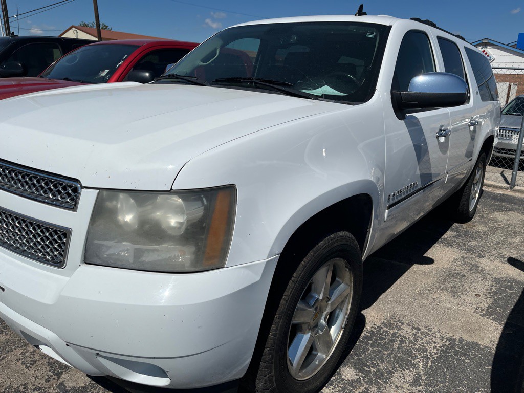 2009 Chevrolet Suburban Image 1