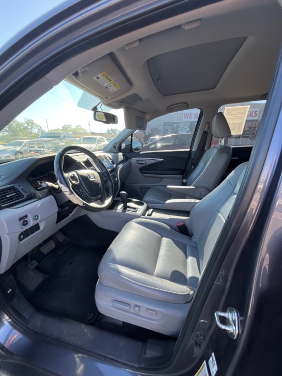 2018 Honda Pilot Image 8