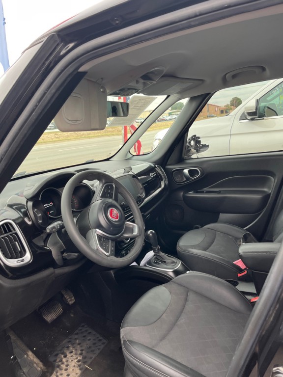 2019 FIAT 500L Image 4