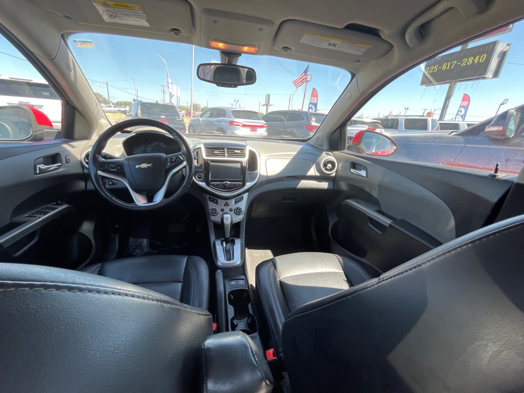2017 Chevrolet Sonic Image 7