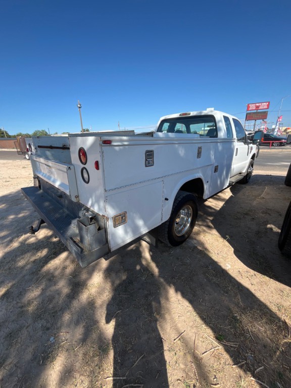 2009 Ford F-350 Image 3