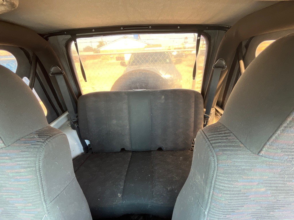 2005 Jeep Wrangler Image 6