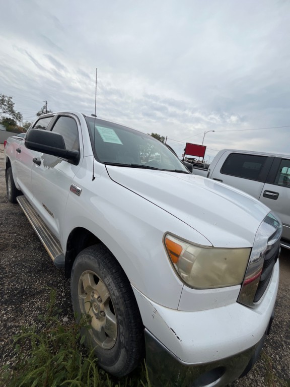 2010 Toyota Tundra Image 2