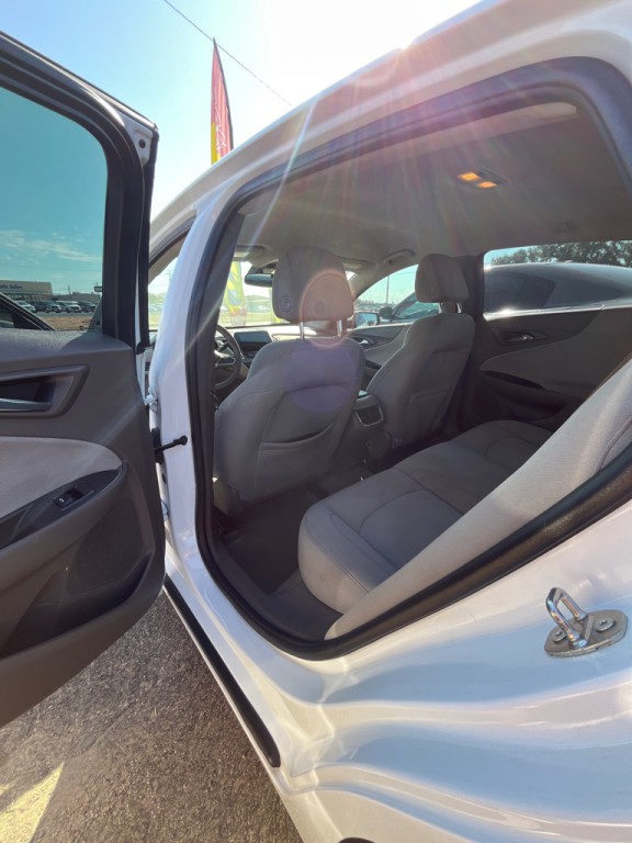 2022 Chevrolet Malibu Image 6