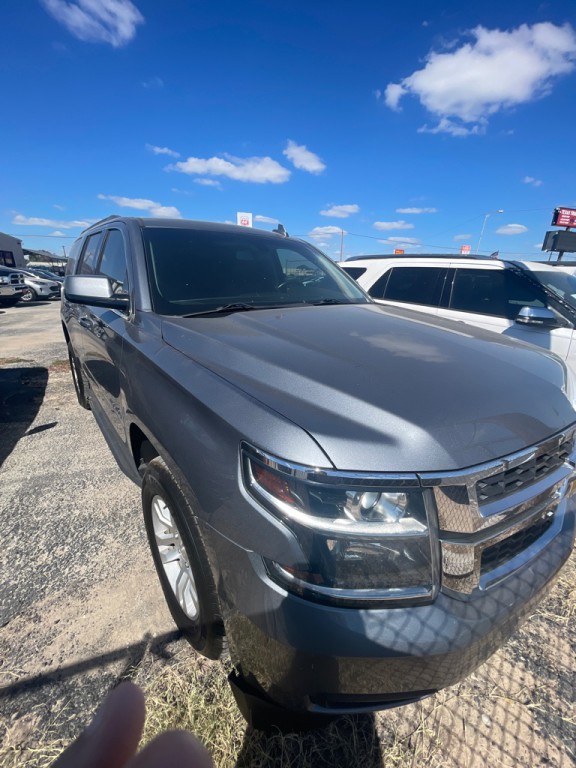 2018 Chevrolet Tahoe Image 2