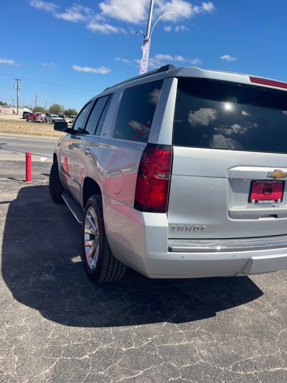 2015 Chevrolet Tahoe Image 4