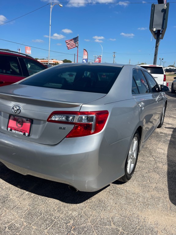 2013 Toyota Camry Image 3