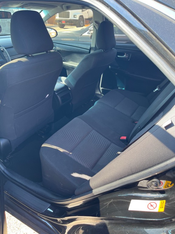 2016 Toyota Camry Image 6