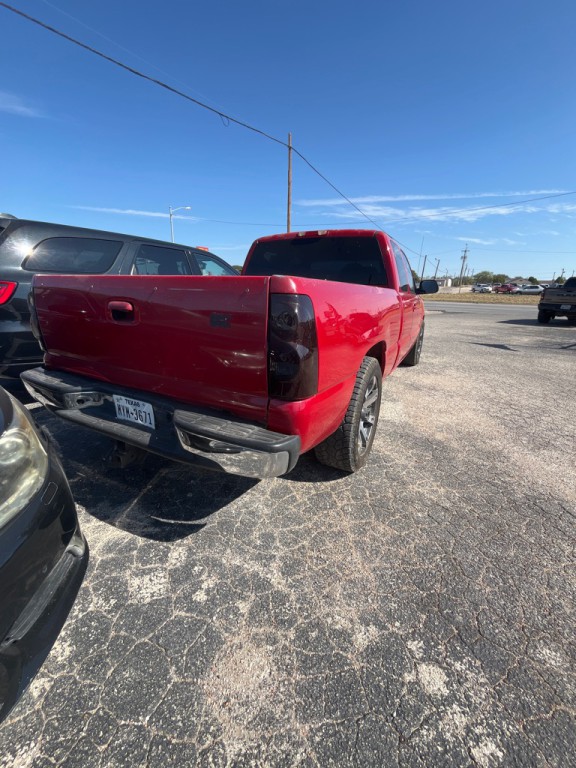 2005 Chevrolet Silverado 1500 Image 3