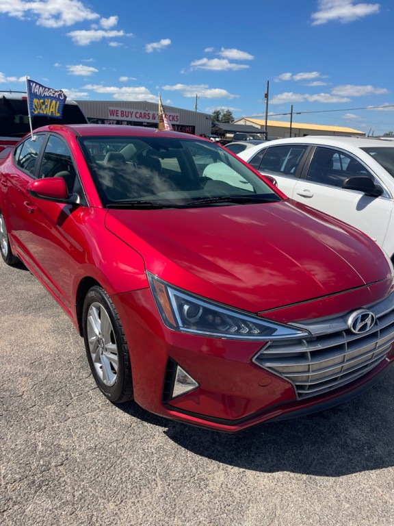 2020 Hyundai Elantra Image 2