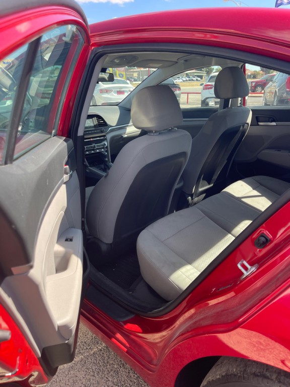 2020 Hyundai Elantra Image 5