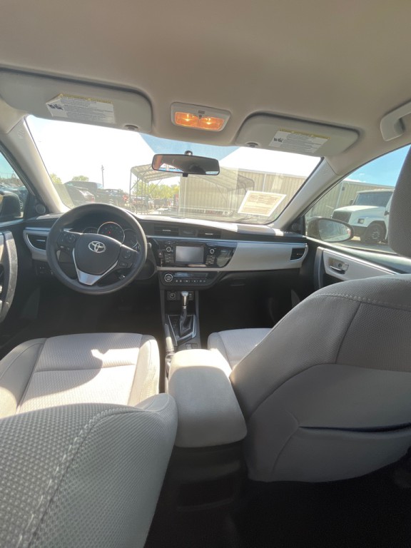 2015 Toyota Corolla Image 7