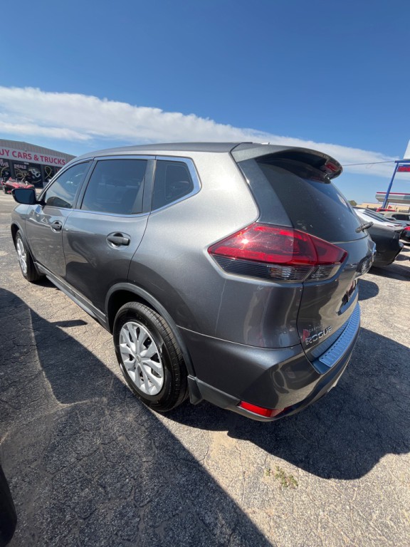 2018 Nissan Rogue Image 4