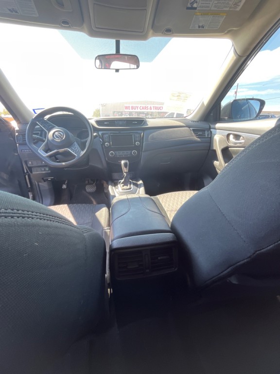 2018 Nissan Rogue Image 8
