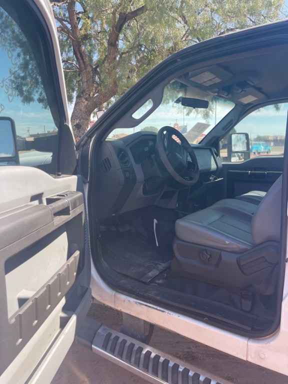 2012 Ford F-250 Image 6