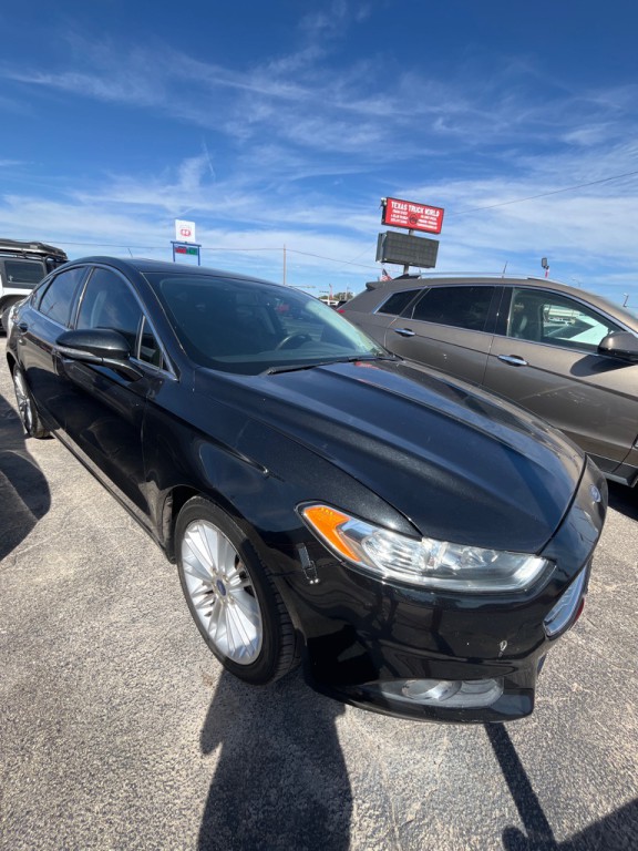 2015 Ford Fusion Image 2