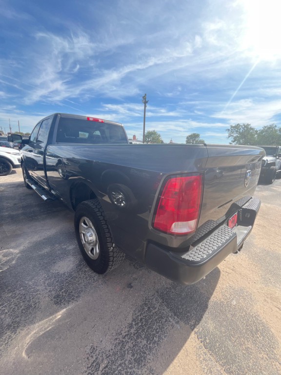 2017 RAM 3500 Image 4