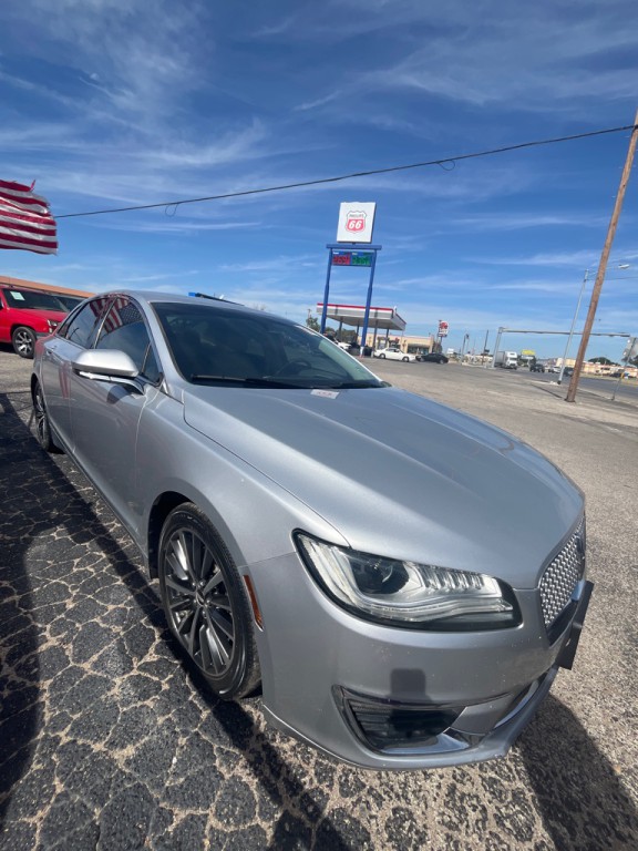 2019 Lincoln MKZ Image 2