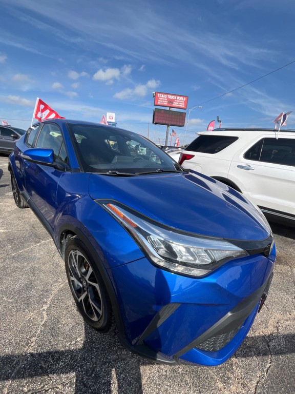 2020 Toyota C-HR Image 2