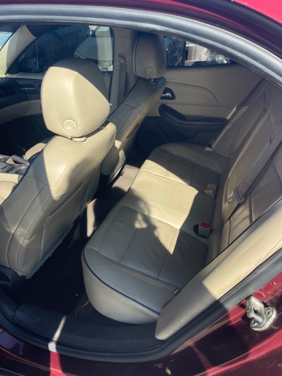 2016 Chevrolet Malibu Image 6