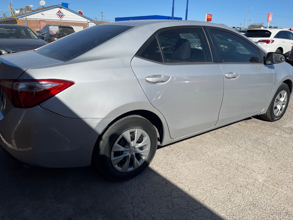 2016 Toyota Corolla Image 3