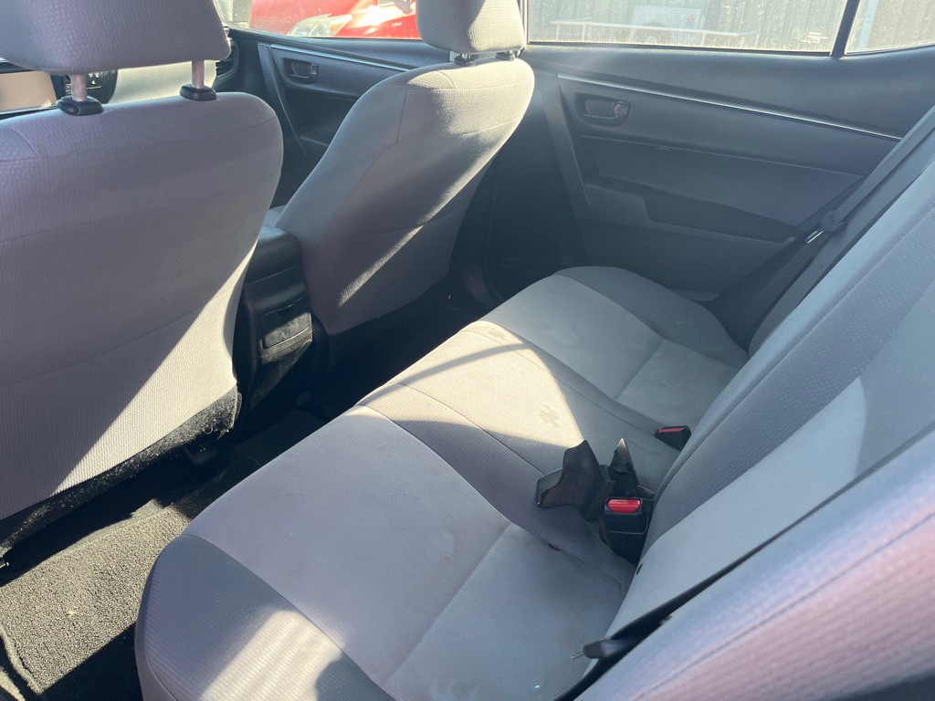 2016 Toyota Corolla Image 8