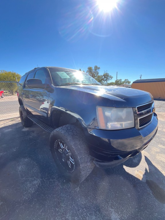 2008 Chevrolet Tahoe Image 2