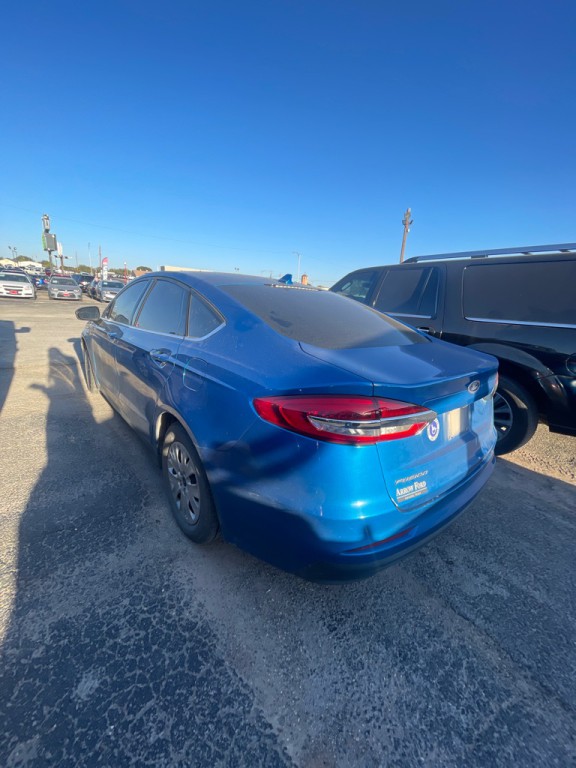 2020 Ford Fusion Image 4