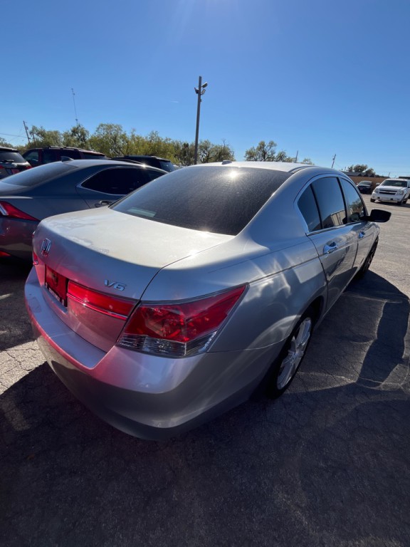2011 Honda Accord Image 3