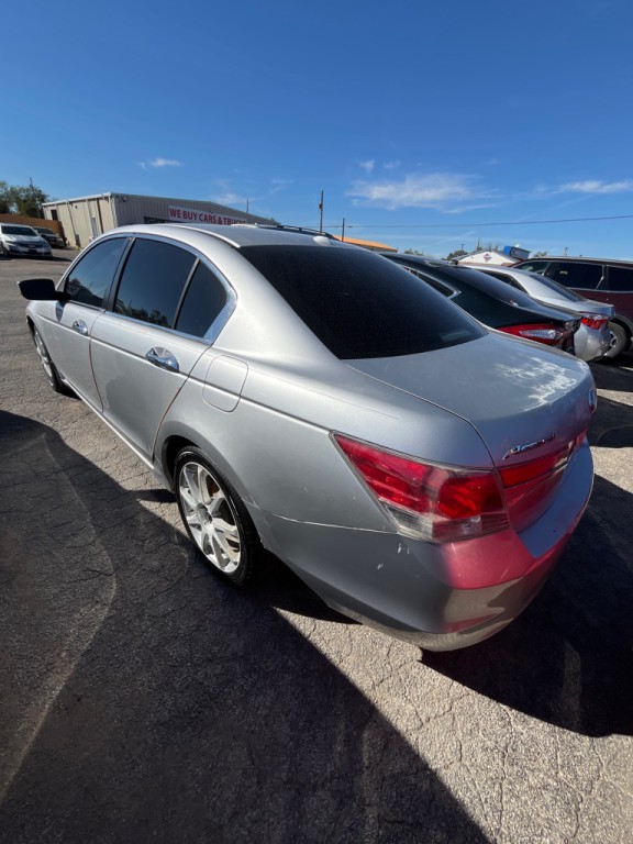 2011 Honda Accord Image 4