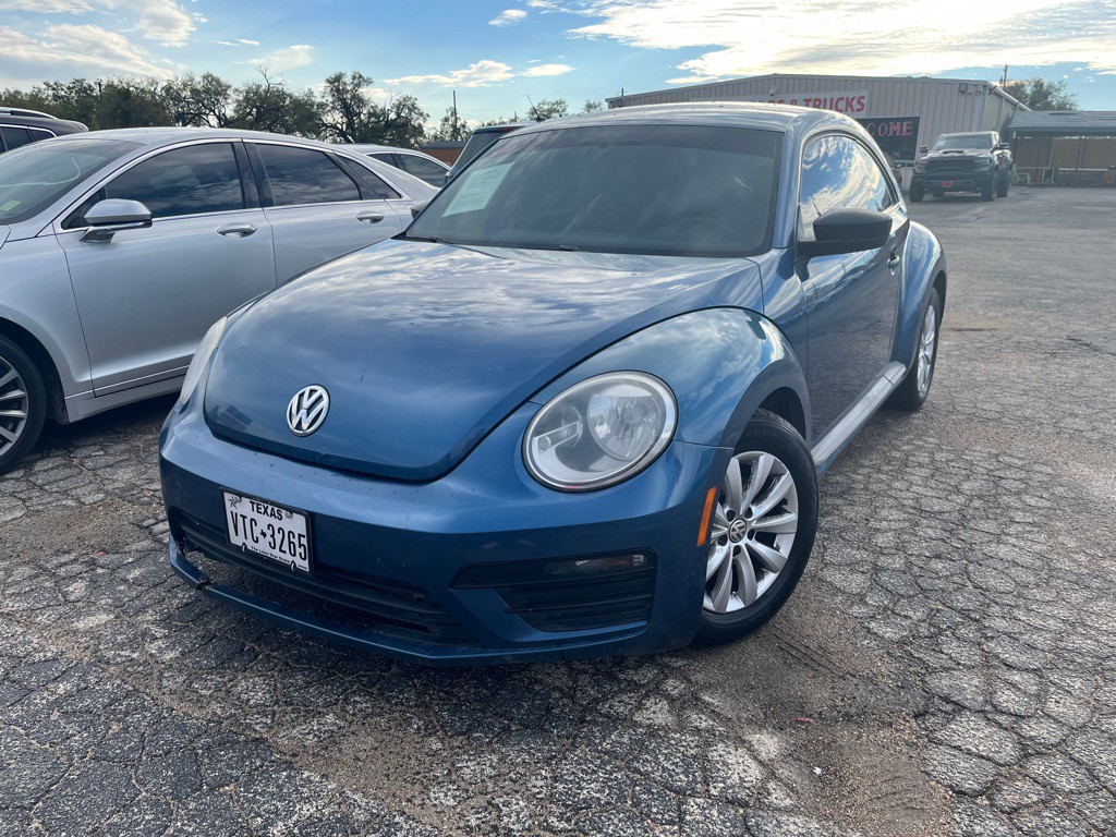 2017 Volkswagen Beetle Image 5