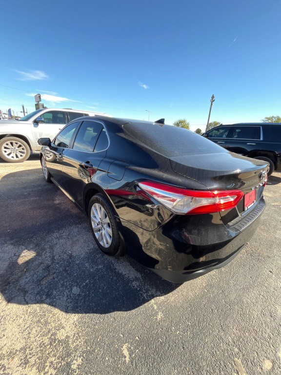 2020 Toyota Camry Image 4